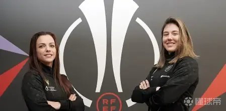西乙历史性时刻：首次有两位女裁判同场执法